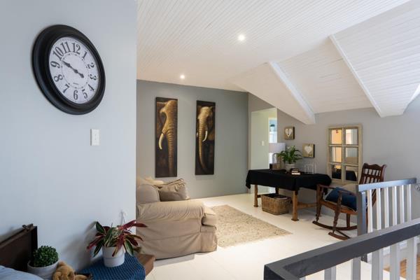 6 Bedroom Property for Sale in Noorsekloof Eastern Cape